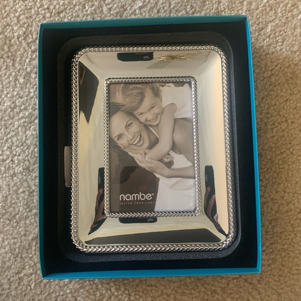 Nambe Braid 4x6 Picture Frame